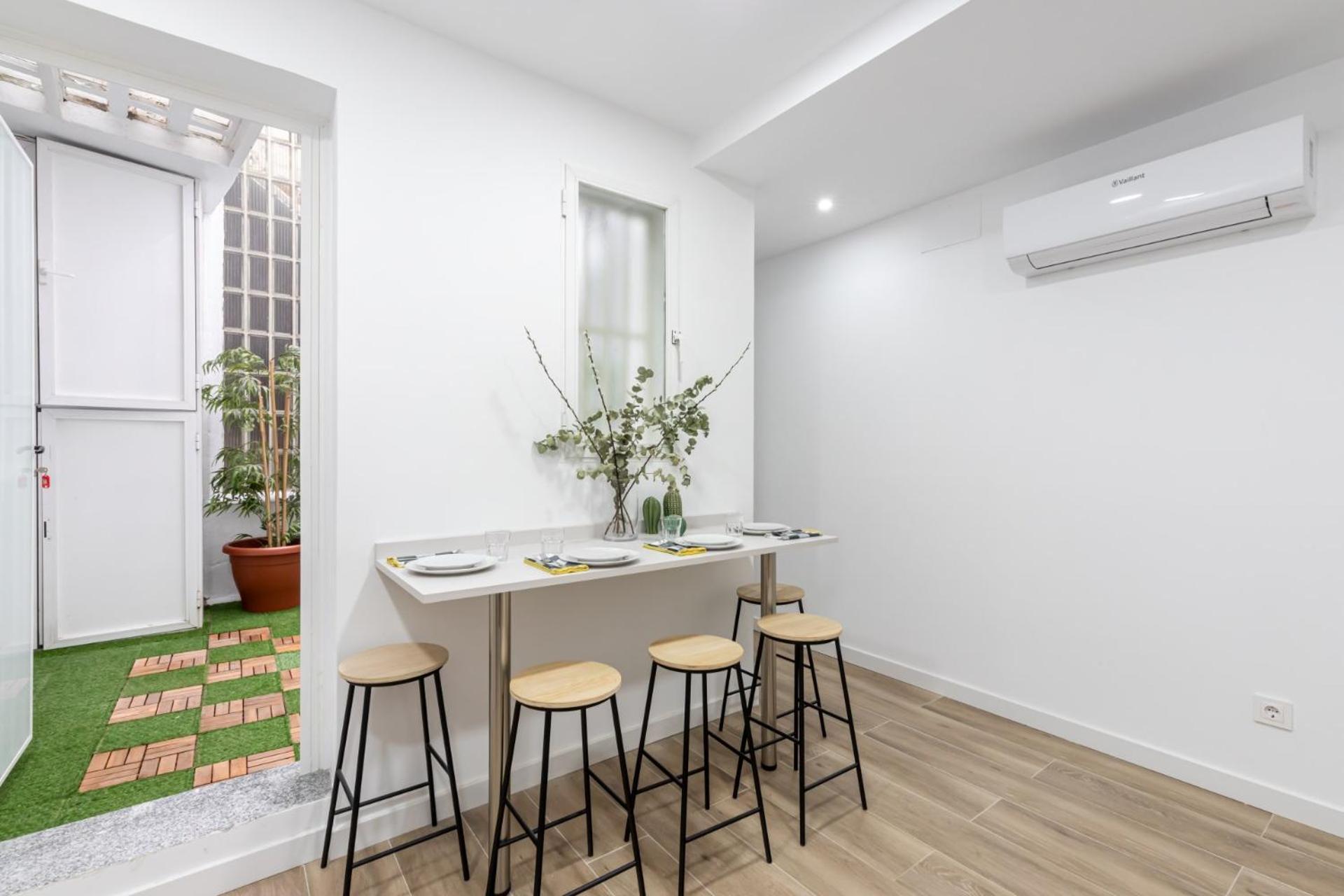 Pensión Coliving Navarra 14 *